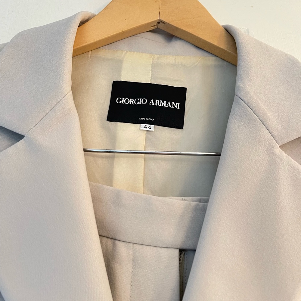 Giorgio ARMANI Two piece Suit Size 2-4